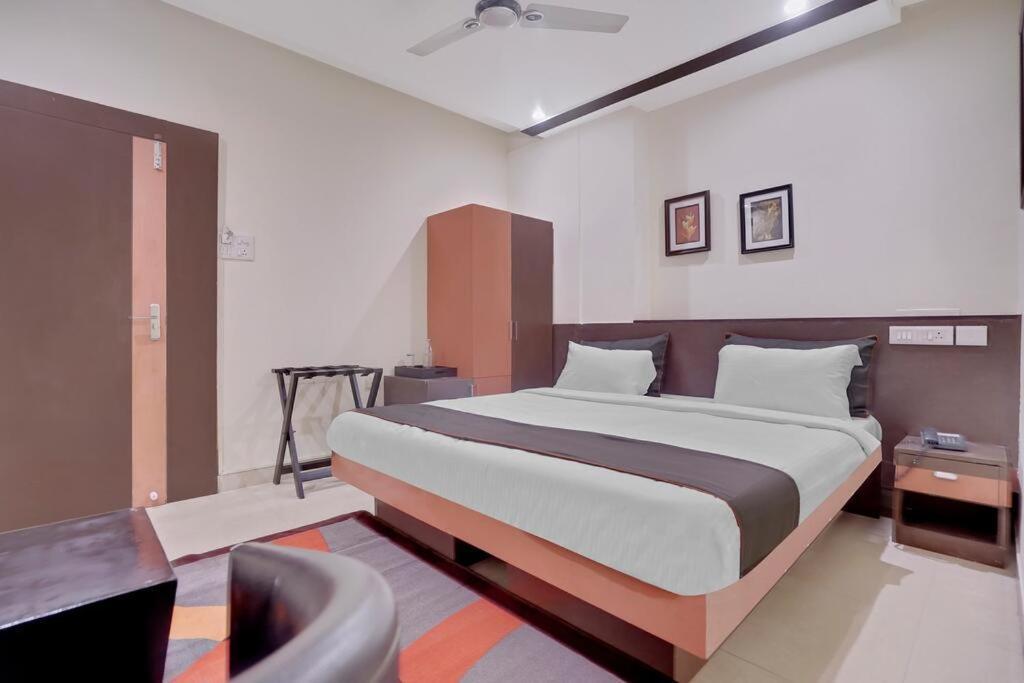 בובנשוואר Hotel Miland Palace מראה חיצוני תמונה