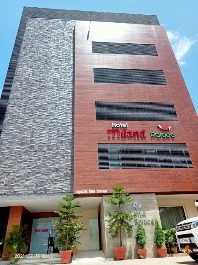 בובנשוואר Hotel Miland Palace מראה חיצוני תמונה